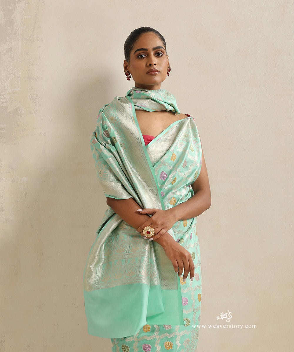 Bright_Handloom_Teal_Pure_Katan_Silk_Cutwork_Banarasi_Saree_With_Allover_Floral_Meenakari_Zari_Jaal_WeaverStory_01