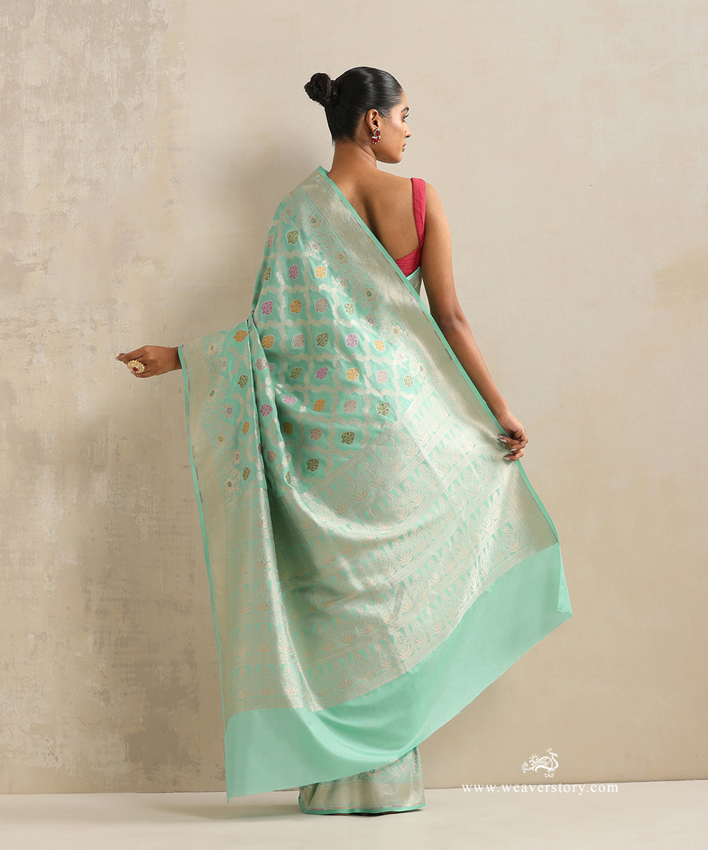 Bright_Handloom_Teal_Pure_Katan_Silk_Cutwork_Banarasi_Saree_With_Allover_Floral_Meenakari_Zari_Jaal_WeaverStory_03