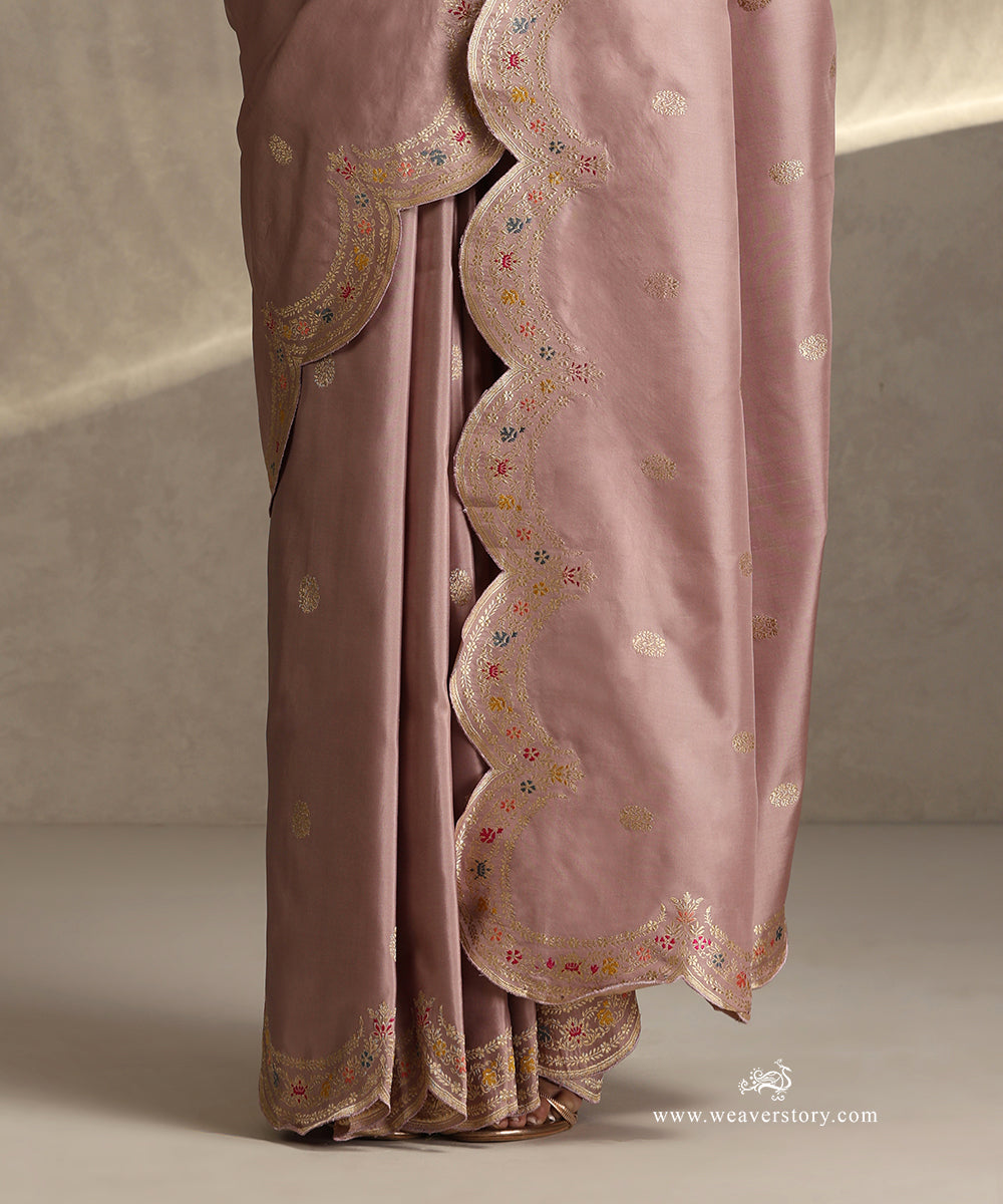 Handloom_Cherry_Blossom_Pure_Katan_Silk_Banarasi_Saree_With_Meenakari_Scallop_Border_WeaverStory_04