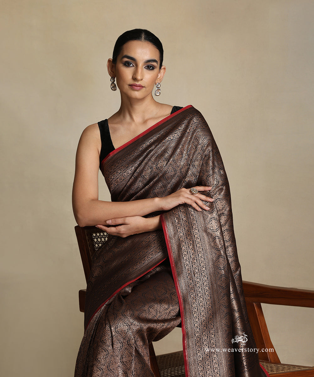 Black_Handloom_Pure_Katan_Silk_Kimkhab_Banarasi_Saree_With_Antique_Zari_WeaverStory_01