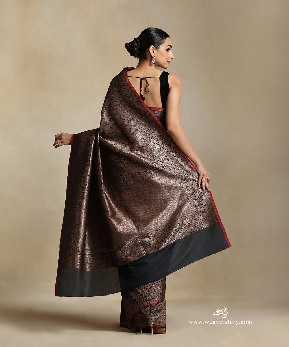 Black_Handloom_Pure_Katan_Silk_Kimkhab_Banarasi_Saree_With_Antique_Zari_WeaverStory_03