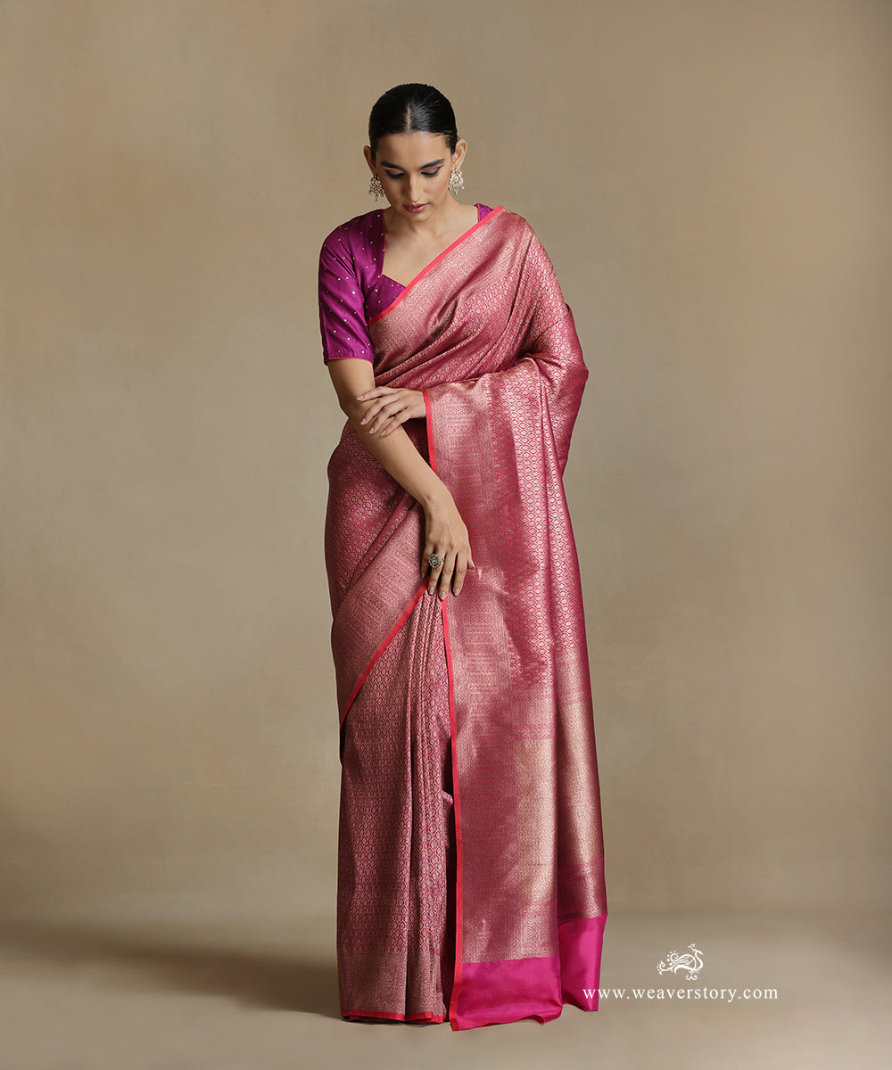 Plum_Handloom_Pure_Katan_Silk_Kimkhab_Banarasi_Saree_With_Small_Flowers_Antique_Zari_WeaverStory_02