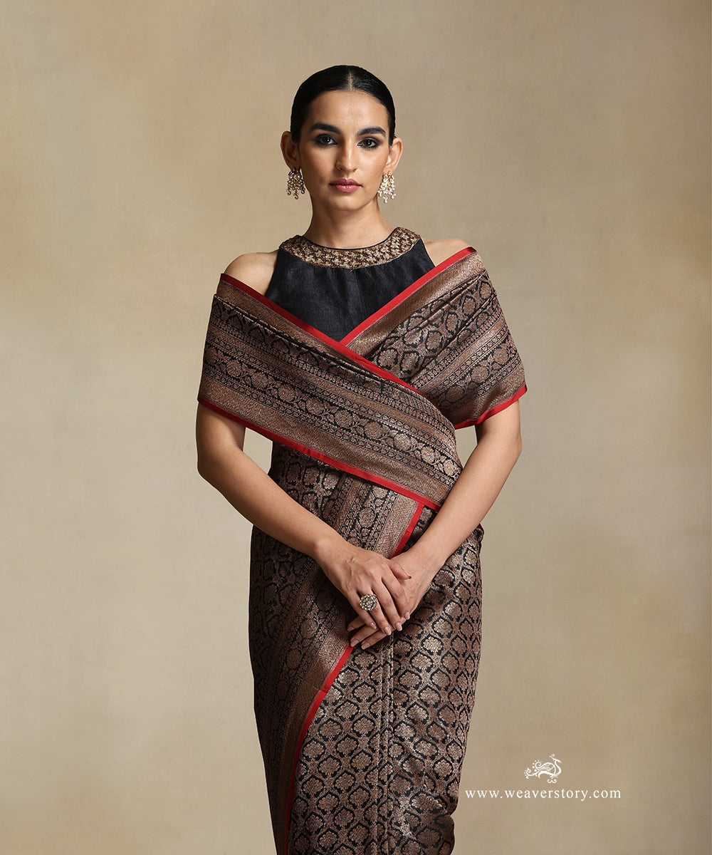 Handloom_Black_Pure_Katan_Silk_Kimkhab_Banarasi_Saree_With_Antique_Zari_WeaverStory_01