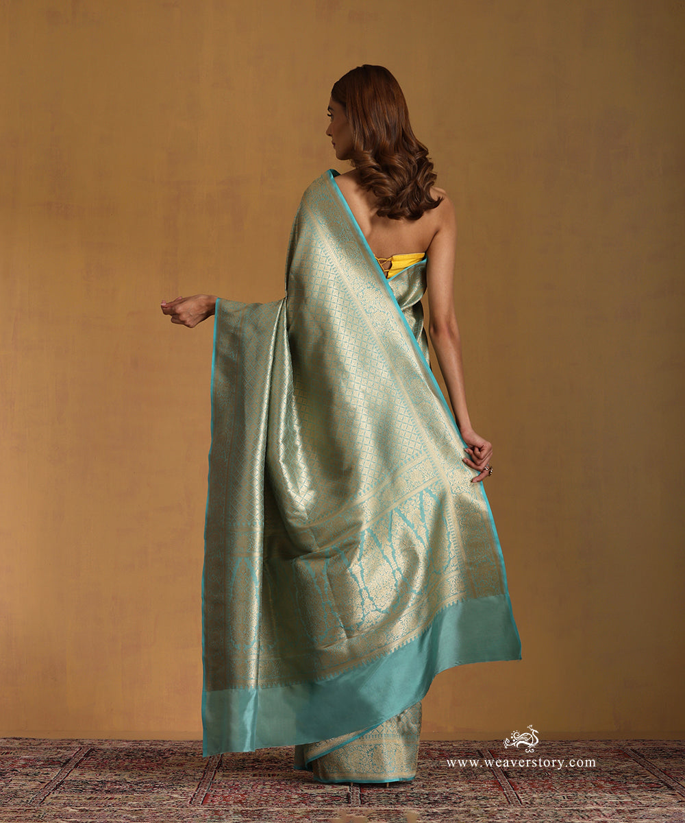 Handloom_Ice_Blue_Pure_Katan_Silk_Kimkhab_Banarasi_Saree_With_Gold_Zari_Diamond_Motifs_And_Floral_Border_WeaverStory_03