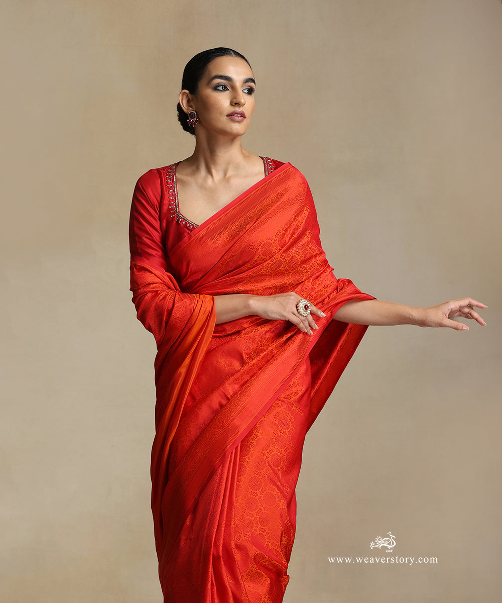 Orange_Handloom_Pure_Katan_Silk_Tanchoi_Banarasi_Saree_With_Red_Flowers_Motifs_And_Pink_Selvedge_WeaverStory_01