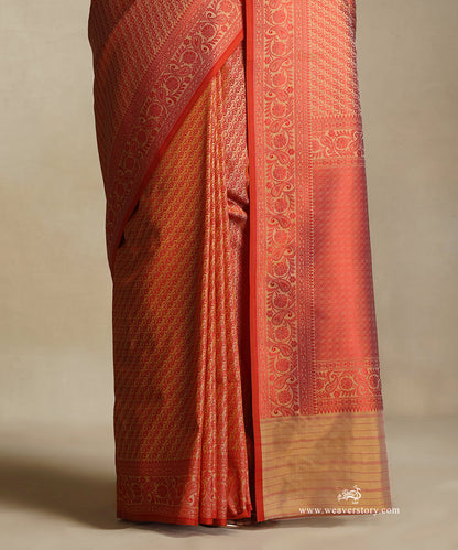 Beige_Handloom_Pure_Katan_Silk_Tanchoi_Banarasi_Saree_With_Red_Small_Leaf_Jaal_And_Ambi_Border_WeaverStory_04