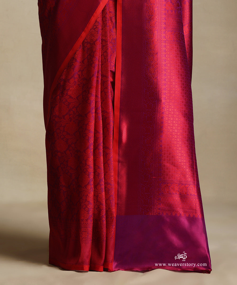 Handloom_Purple_Pure_Katan_Silk_Tanchoi_Banarasi_Saree_With_Red_Flower_Jaal_And_Zigzag_Border_WeaverStory_04