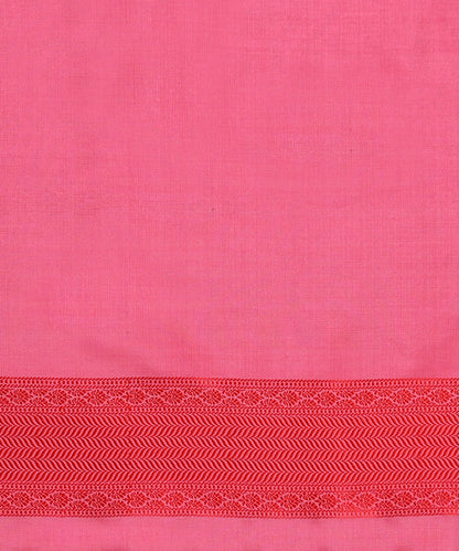 Baby_Pink_Handloom_Pure_Katan_Silk_Tanchoi_Banarasi_Saree_With_Red_Rangoli_Jaal_And_Orange_Selvedge_WeaverStory_05