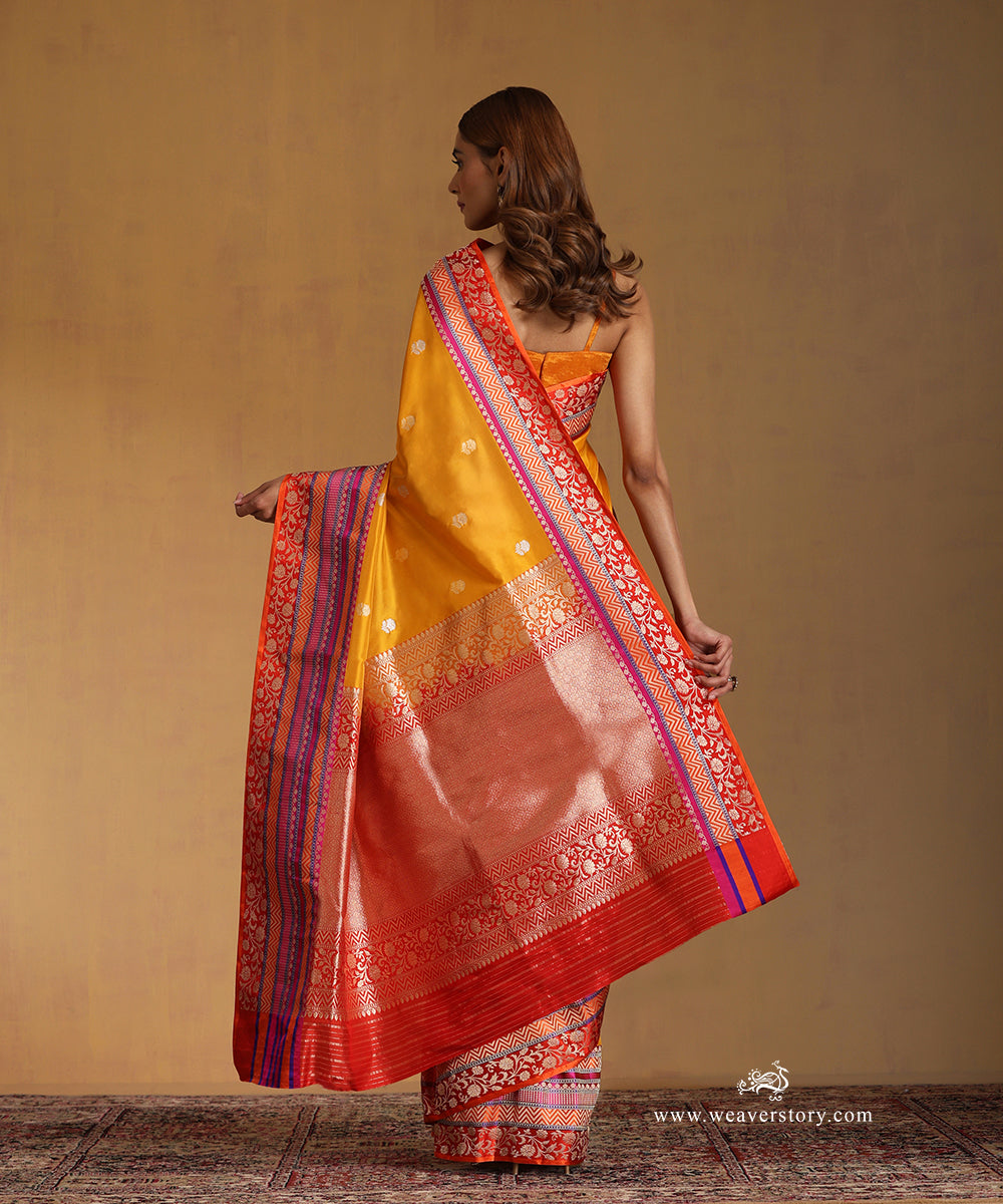 Mustard_Handloom_Pure_Katan_Silk_Banarasi_Saree_With_Temple_Flowers_Boota_And_Multi_Colours_Satin_Border_WeaverStory_03