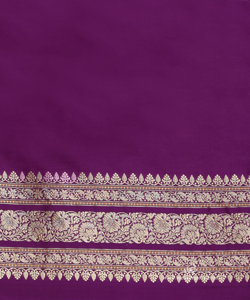 Purple_Handloom_Pure_Katan_Silk_Kimkhab_Banarasi_Saree_With_Aada_Floral_Jaal_And_Pink_Selvedge_WeaverStory_05