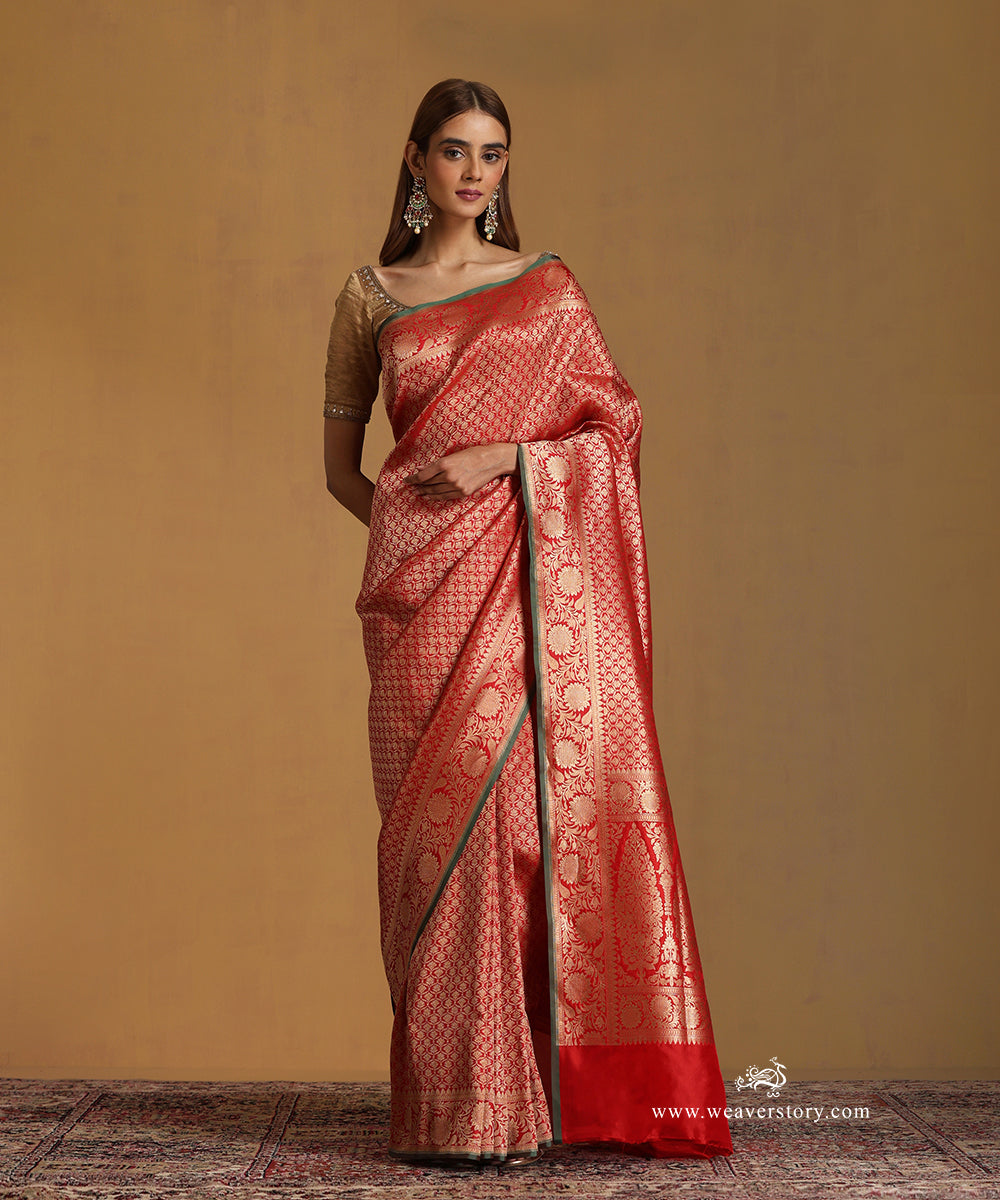 Red_Handloom_Pure_Katan_Silk_Kimkhab_Small_Leaves_Motifs_Saree_With_Green_Selvedge_And_Sunflower_Border_WeaverStory_01