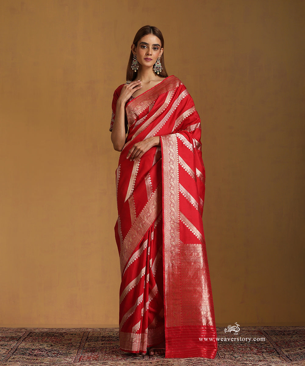 Handloom_Red_Pure_Katan_Silk_Banarasi_Saree_With_Intricate_Border_And_Aada_Jaal_WeaverStory_01