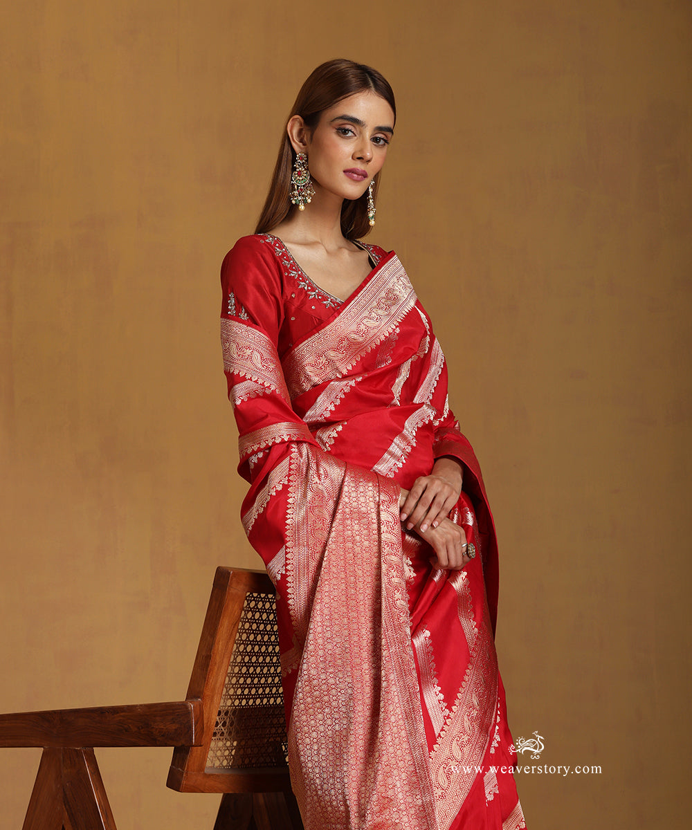 Handloom_Red_Pure_Katan_Silk_Banarasi_Saree_With_Intricate_Border_And_Aada_Jaal_WeaverStory_02