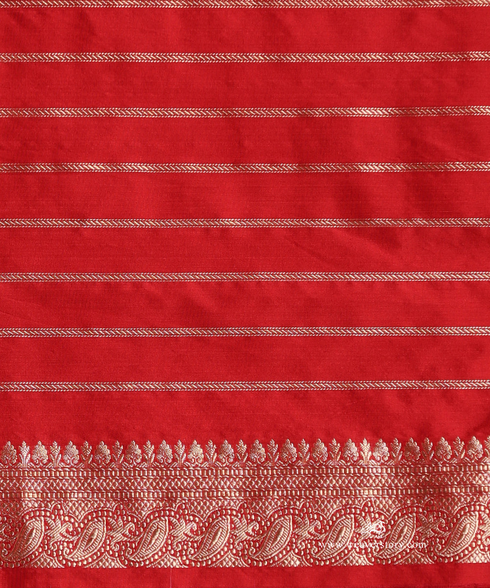 Handloom_Red_Pure_Katan_Silk_Banarasi_Saree_With_Intricate_Border_And_Aada_Jaal_WeaverStory_05