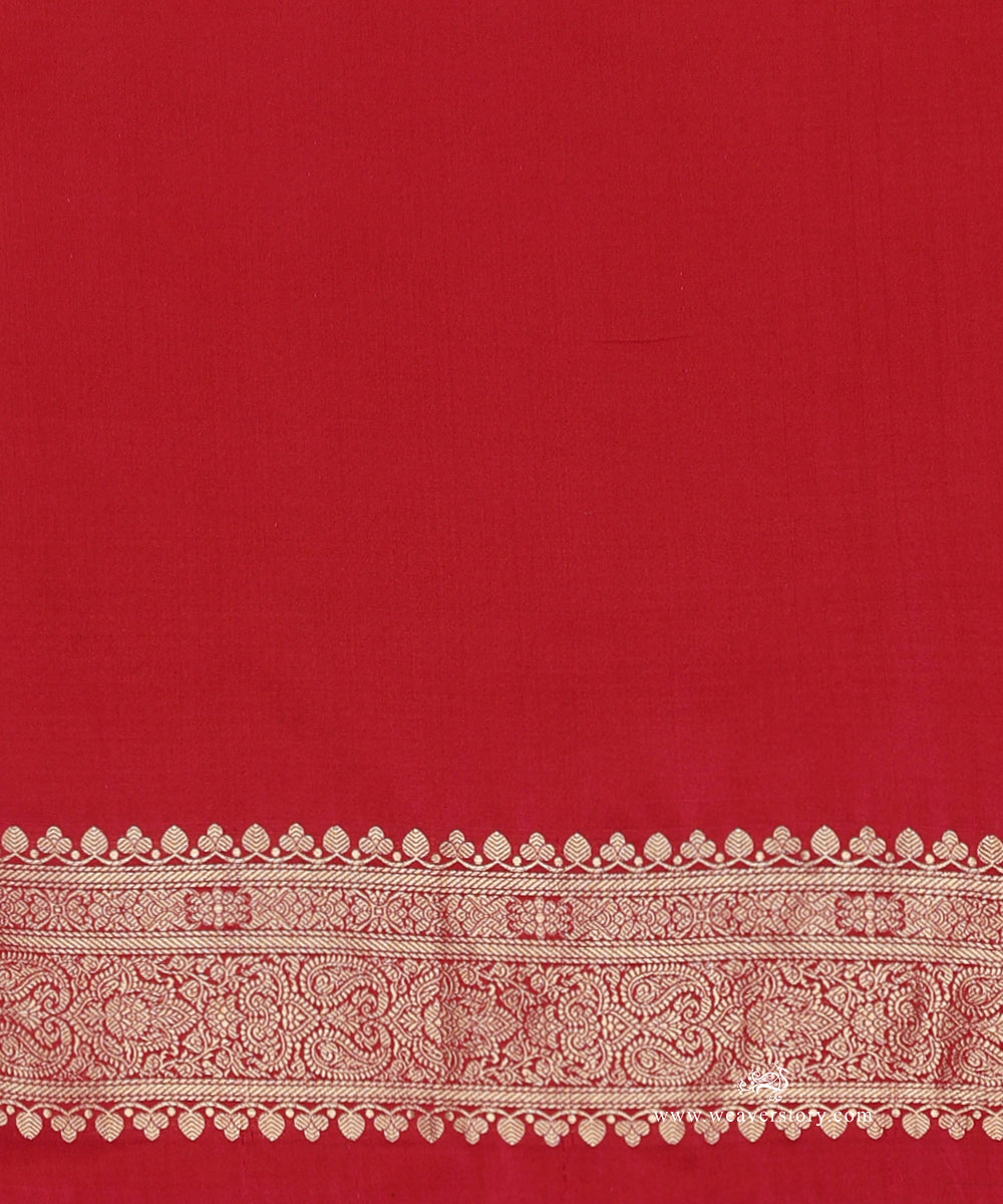 Handloom_Red_Pure_Katan_Silk_Kimkhab_Banarasi_Saree_With_Multi_Color_Satin_Border_WeaverStory_05