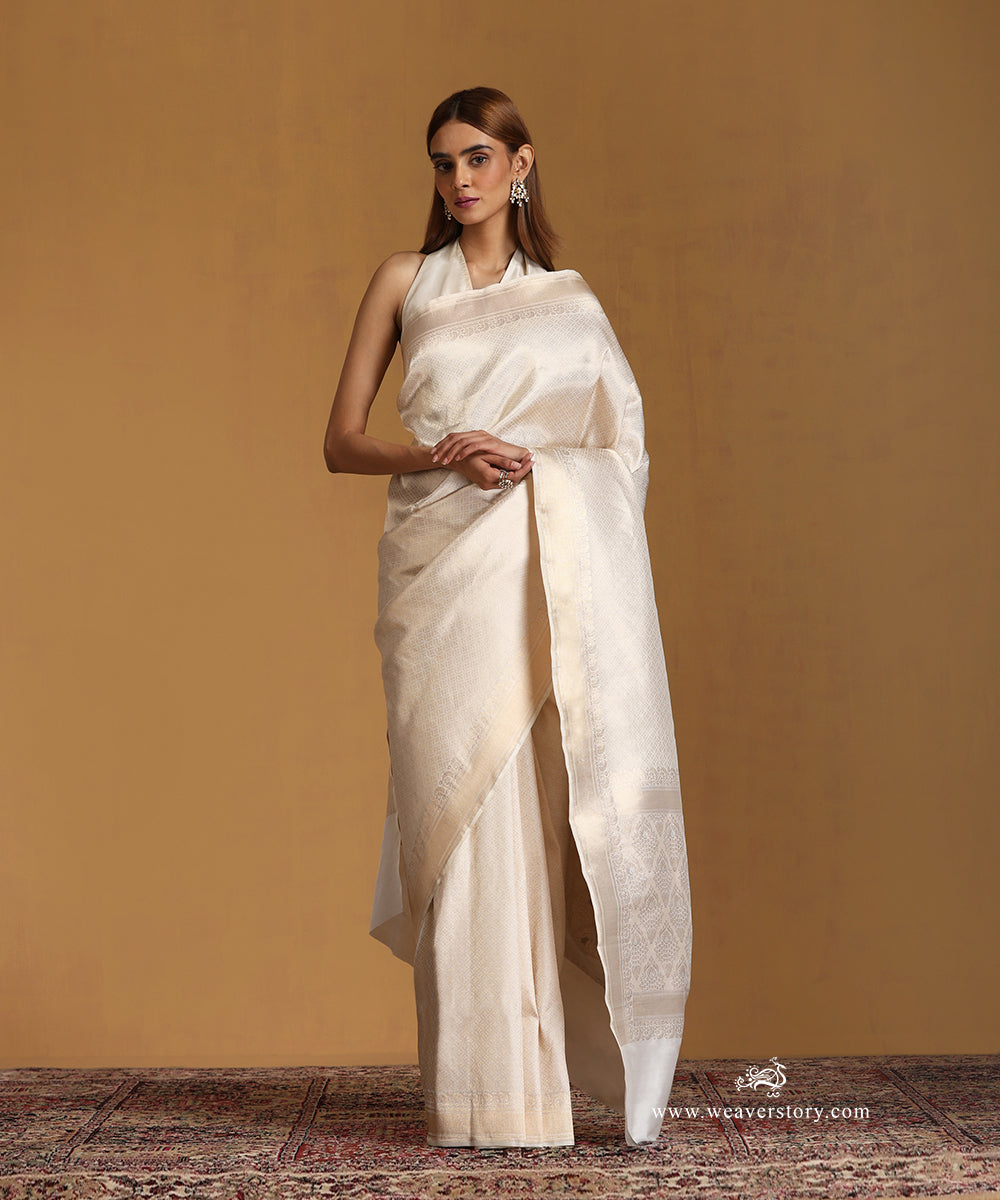 Off_White_Handloom_Pure_Katan_Silk_Kimkhab_Banarasi_Saree_WeaverStory_02