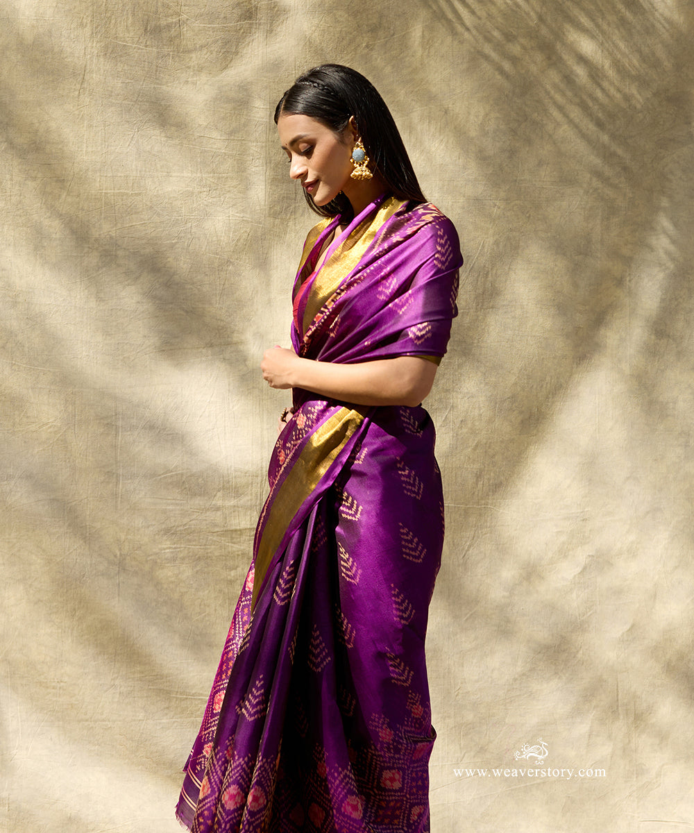 Purple_Handloom_Pure_Mulberry_Silk_Ikat_Patola_Saree_With_Gold_Zari_Border_WeaverStory_02