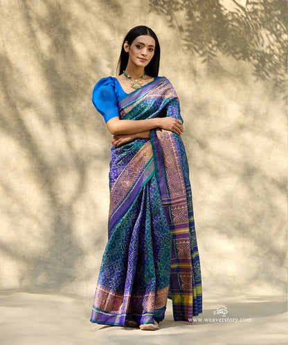 Peacock_Green_Handloom_Pure_Mulberry_Silk_Ikat_Patola_Saree_With_Tissue_Border_WeaverStory_01