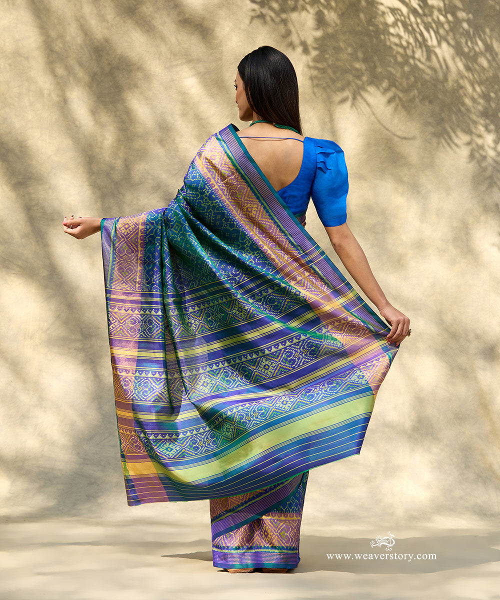 Peacock_Green_Handloom_Pure_Mulberry_Silk_Ikat_Patola_Saree_With_Tissue_Border_WeaverStory_03