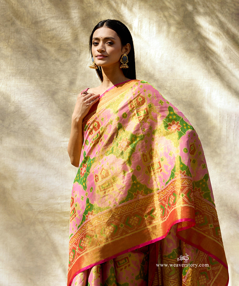 Soft_Pink_And_Green_Handloom_Pure_Tissue_Silk_Ikat_Patola_Saree_With_Big_Elephant_Motifs_WeaverStory_02