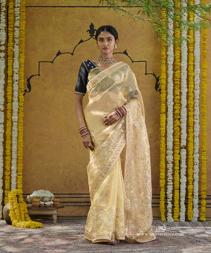 Gold_Handloom_Pure_Tissue_Silk_Saree_With_Gota_Patti_Embroidery_With_Orange_Thread_Work_WeaverStory_01