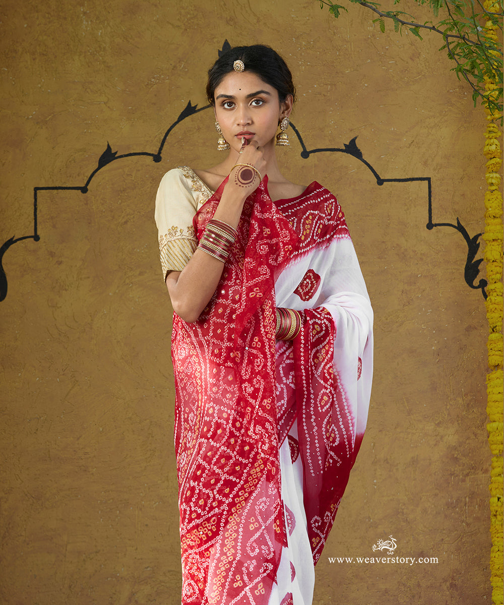 Red_And_White_Handloom_Pure_Georgette_Bandhej_Saree_With_Mukaish_Work_WeaverStory_02