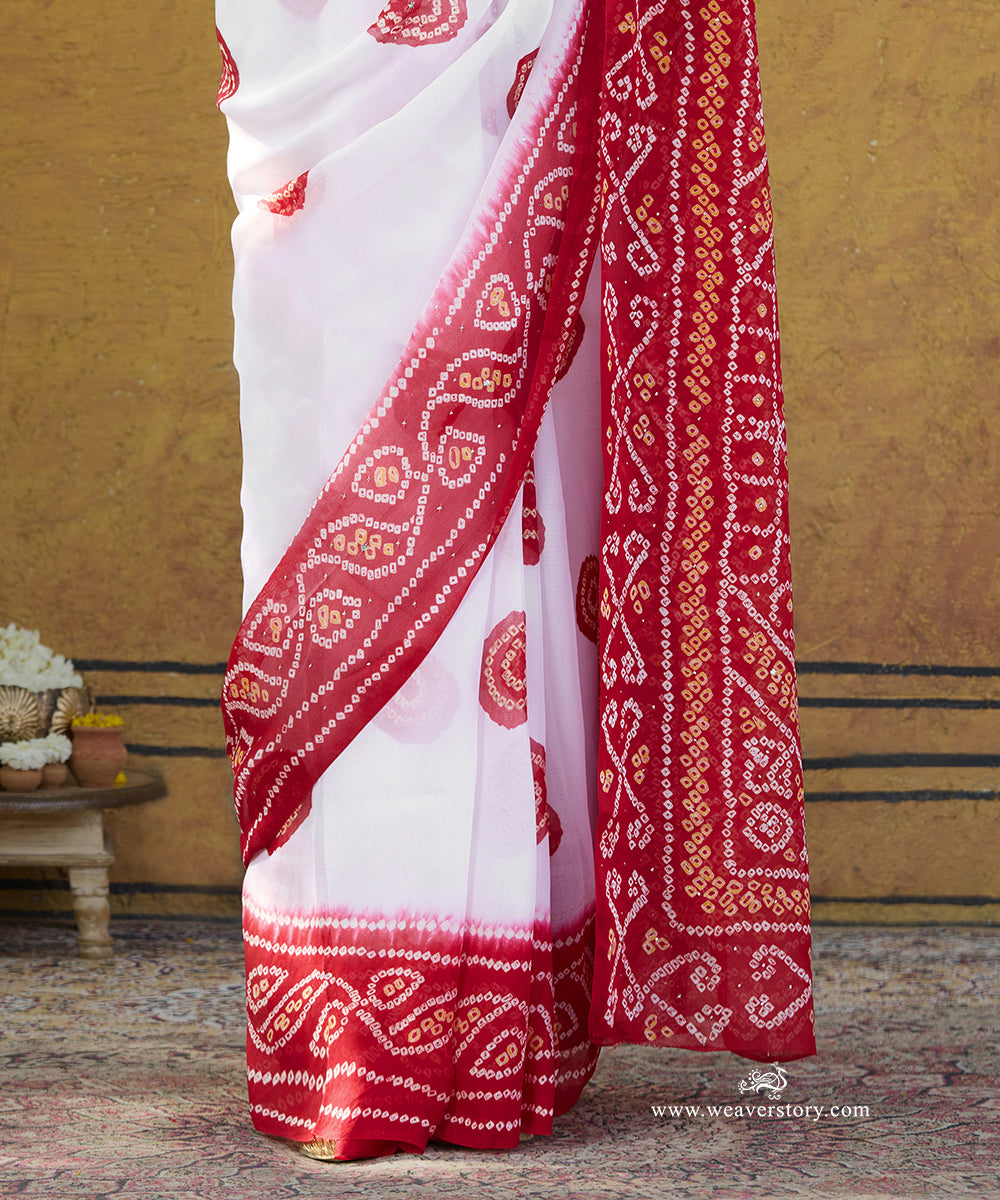 Red_And_White_Handloom_Pure_Georgette_Bandhej_Saree_With_Mukaish_Work_WeaverStory_04