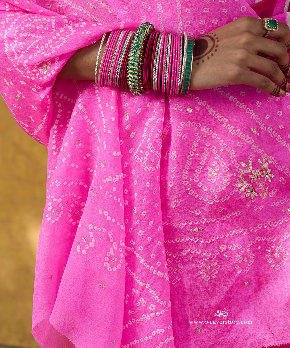 Handloom_Rani_Pink_Pure_Georgette_Bandhej_Saree_With_Small_Embroidery_WeaverStory_05