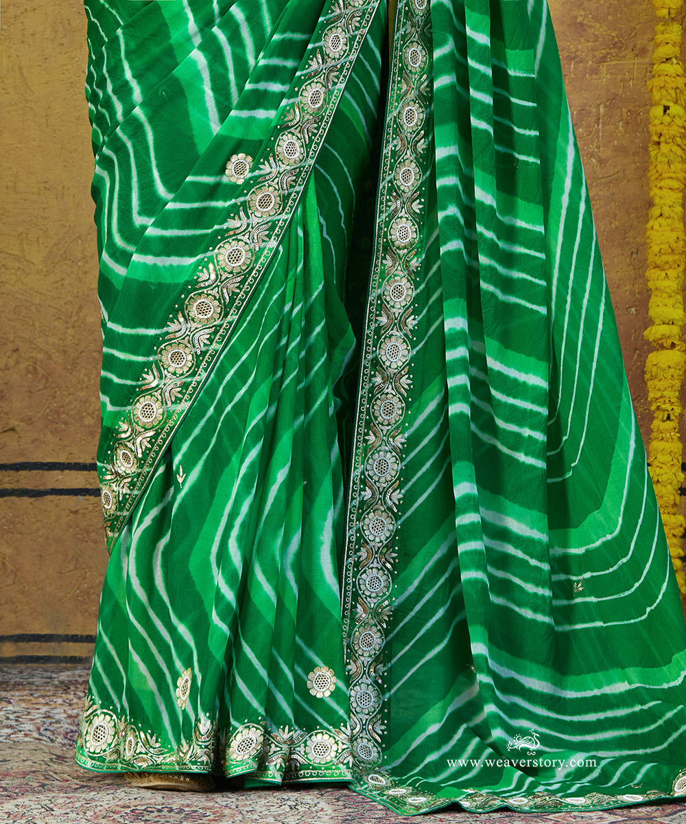 Green_Handloom_Pure_Georgette_Bandhej_Saree_With_Sunflower_Embroidery_Border_WeaverStory_03