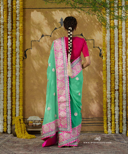 Handloom_Sea_Green_Pure_Georgette_Saree_With_Pink_Heavy_Gota_Patti_Border_WeaverStory_03