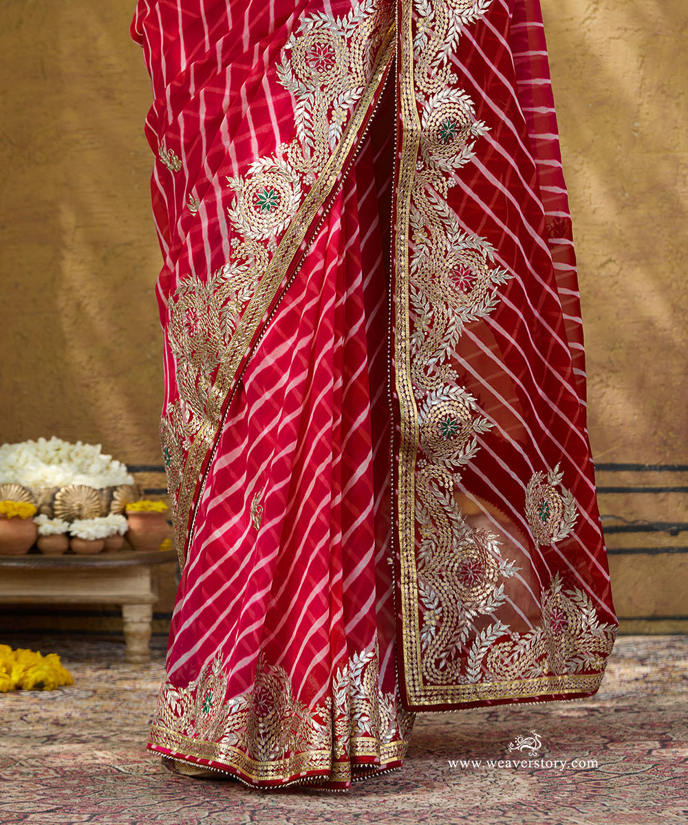 Red_And_Pink_Handloom_Pure_Georgette_Saree_With_Heavy_Gota_Patti_Border_And_Green_Meena_WeaverStory_04