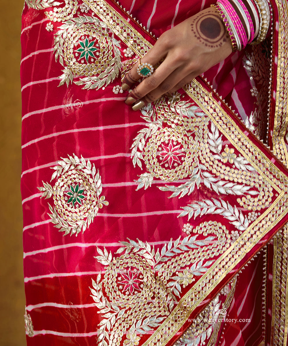 Red_And_Pink_Handloom_Pure_Georgette_Saree_With_Heavy_Gota_Patti_Border_And_Green_Meena_WeaverStory_05