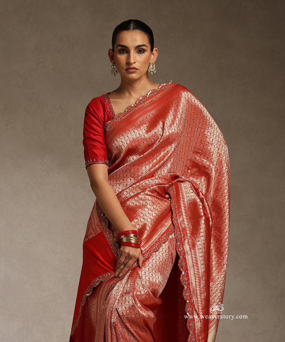 Red_Handloom_Pure_Katan_Silk_Banarasi_Kimkhab_Saree_With_Hand_Emboridery_WeaverStory_02