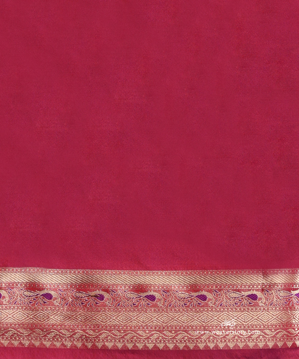 Handloom_Viva_Magenta_Pure_Satin_Silk_Banarasi_Tanchoi_Saree_With_Purple_Shikargah_Meena_WeaverStory_05