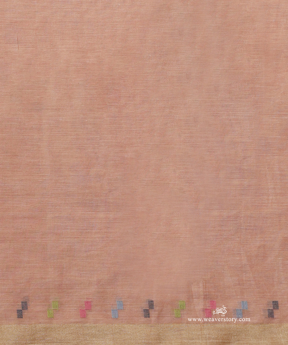Old_Rose_Handloom_Pure_Mulmul_Dhakai_Jamdani_Saree_With_Birds_Mofis_On_Palla_WeaverStory_05