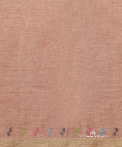 Old_Rose_Handloom_Pure_Mulmul_Dhakai_Jamdani_Saree_With_Birds_Mofis_On_Palla_WeaverStory_05