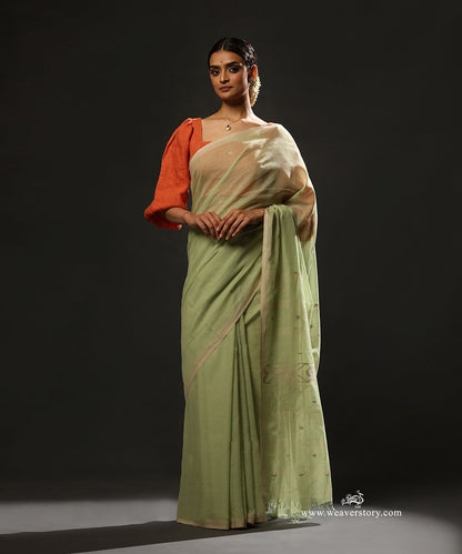 Pista_Green_Handloom_Pure_Mulmul_Dhakai_Jamdani_Saree_With_Beige_Polka_Dots_WeaverStory_01