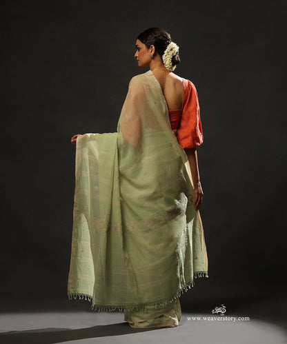 Pista_Green_Handloom_Pure_Mulmul_Dhakai_Jamdani_Saree_With_Beige_Polka_Dots_WeaverStory_03