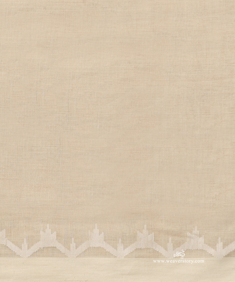 Off_White_Handloom_Pure_Handspun_Cotton_Plain_Traditional_Dhakai_Jamdani_Saree_WeaverStory_06