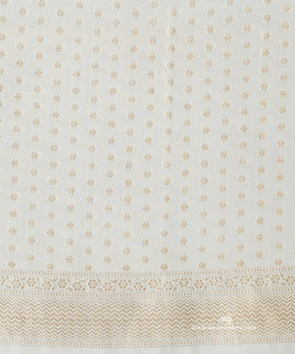 Light_Pista_Green_Handloom_Pure_Soft_Katan_Silk_Banarasi_Saree_Kimkhab_Saree_With_Allover_Meean_Dots_WeaverStory_05