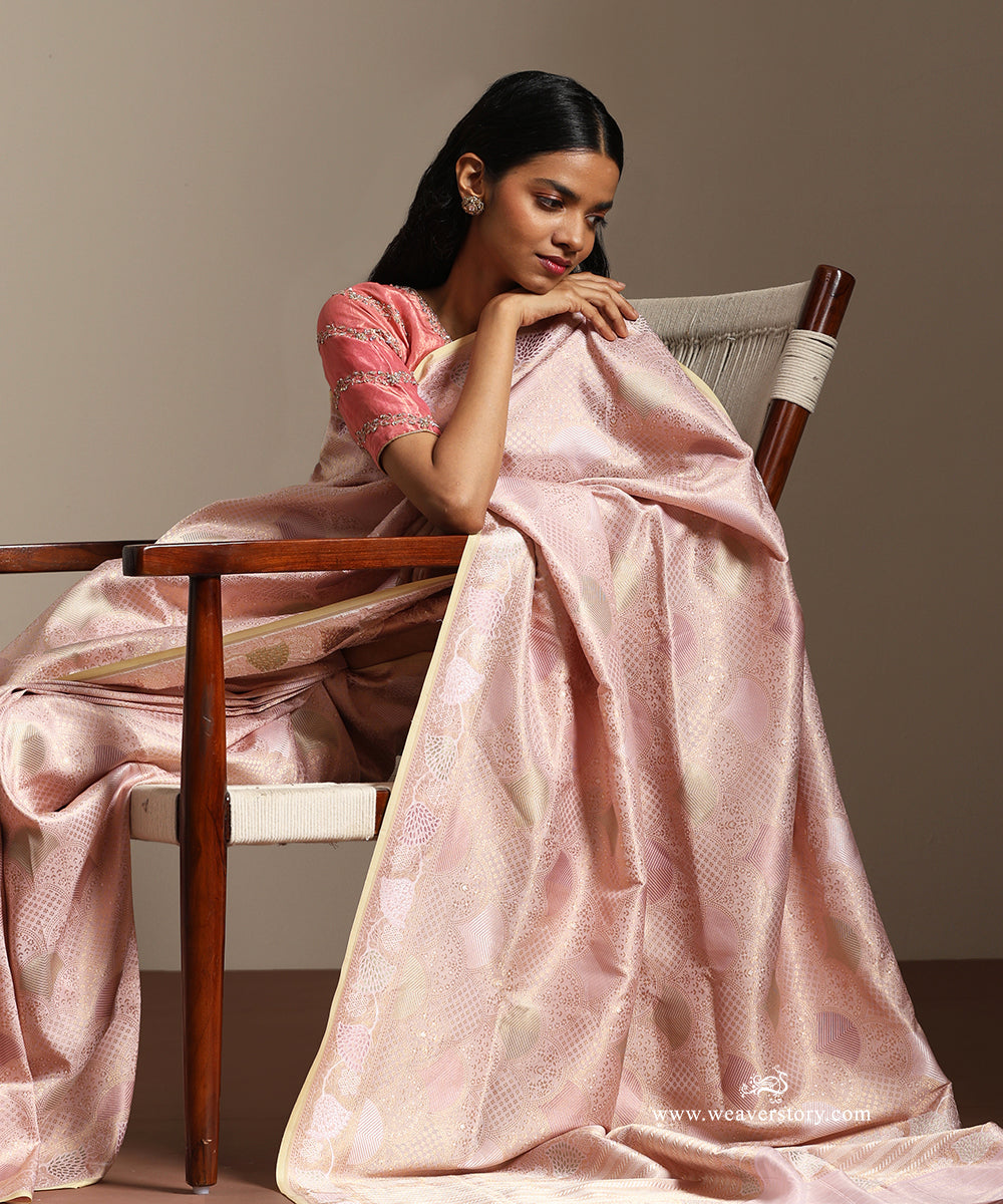 Baby_Pink_Handloom_Pure_Soft_Katan_Silk_Banarasi_Saree_Kimkhab_Saree_With_Allover_Meena_Jall_And_Floral_Border_WeaverStory_02