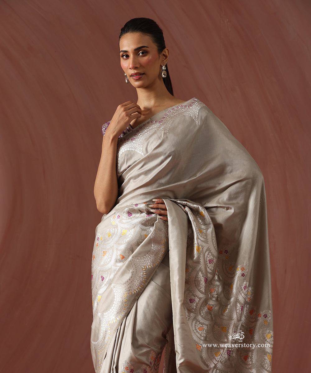 Grey_Handloom_Pure_Katan_Silk_Banarasi_Kadhwa_Scalloped_Saree_With_Multicolour_Meena_WeaverStory_02