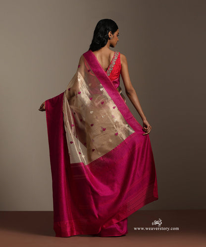 Gold_Handloom_Pure_Kora_Tissue_Silk_Banarasi_Boota_Saree_With_Resham_Silk_Border_WeaverStory_03
