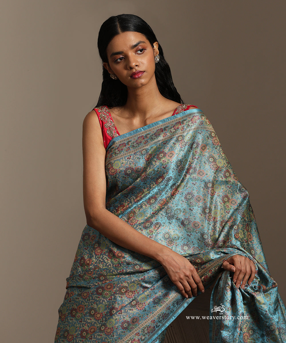 Ice_Blue_Handloom_Pure_Katan_Silk_Tanchoi_Jamawar_Saree_With_Allover_Multi_Colour_Floral_Jall_WeaverStory_02