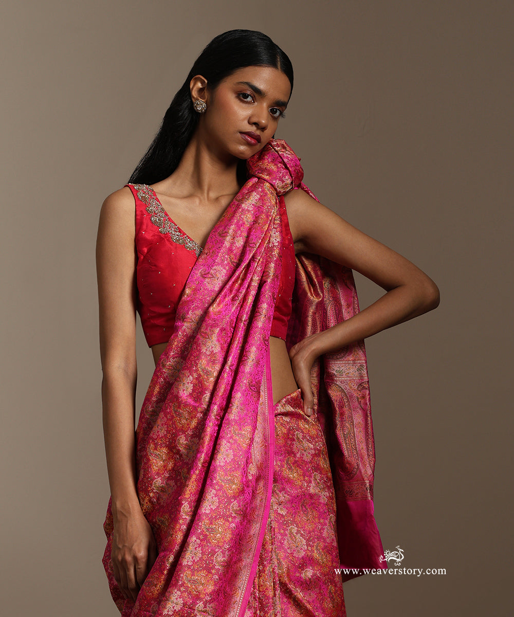 Rani_Pink_Handloom_Pure_Katan_Silk_Tanchoi_Jamawar_Saree_With_Allover_Paisley_Broder_Pallu_WeaverStory_02