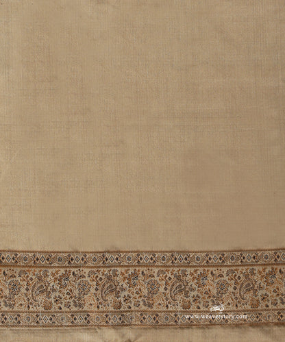 Beige Handloom Pure Katan Silk Tanchoi Jamawar Saree With Allover Samll Floral Jaal And Paisley Motif Pallu
