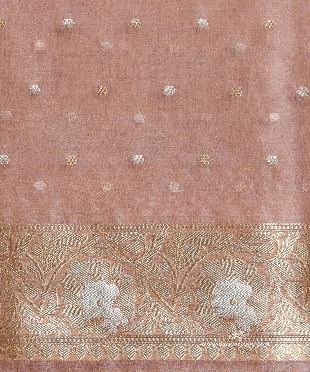 Baby_Pink_Pure_Kora_Silk_Banarasi_Saree_With_Kadhwa_Sona_Rupa_Boota_With_Floral_Border_WeaverStory_05