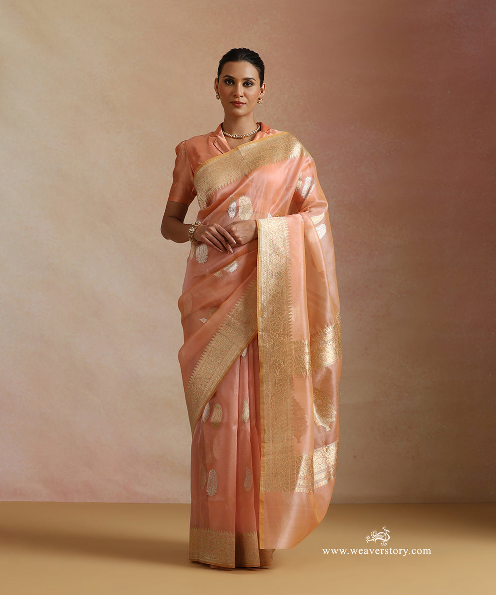 Peach_Pure_Kora_Silk_Banarasi_Saree_With_Kadhwa_Ambi_Boota_And_Guldasta_Motif_On_Pallu_WeaverStory_02
