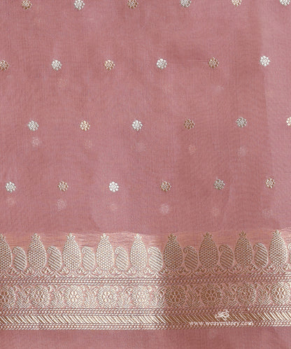 Soft_Pink_Pure_Kora_Silk_Banarasi_Saree_With_Kadhwa_Leaf_Boota_And_Guldasta_Motif_On_Pallu_WeaverStory_05