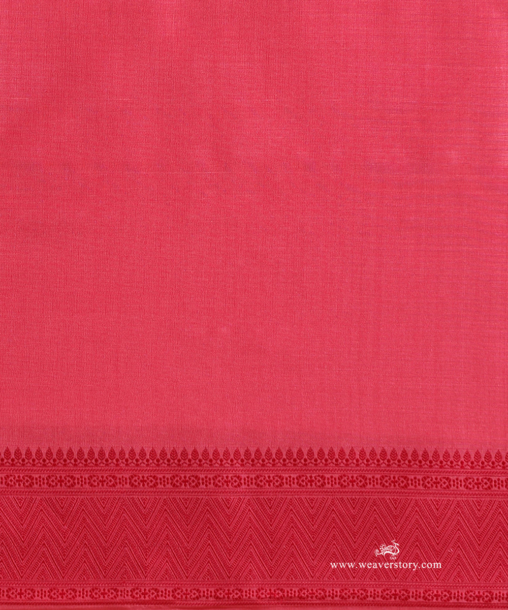 Pink_Handloom_Pure_Katan_Silk_Tanchoi_Banrasi_Saree_With_Floral_Aadi_Bel_And_Orange_Selvedge_WeaverStory_05